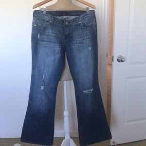 Flared blue jeans. NWOT
